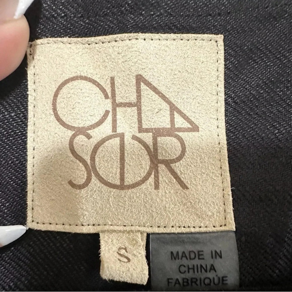 Chaser Women Small Linen Ruffle Sleeve Button Down Romper NWOT Black - Picture 3 of 6